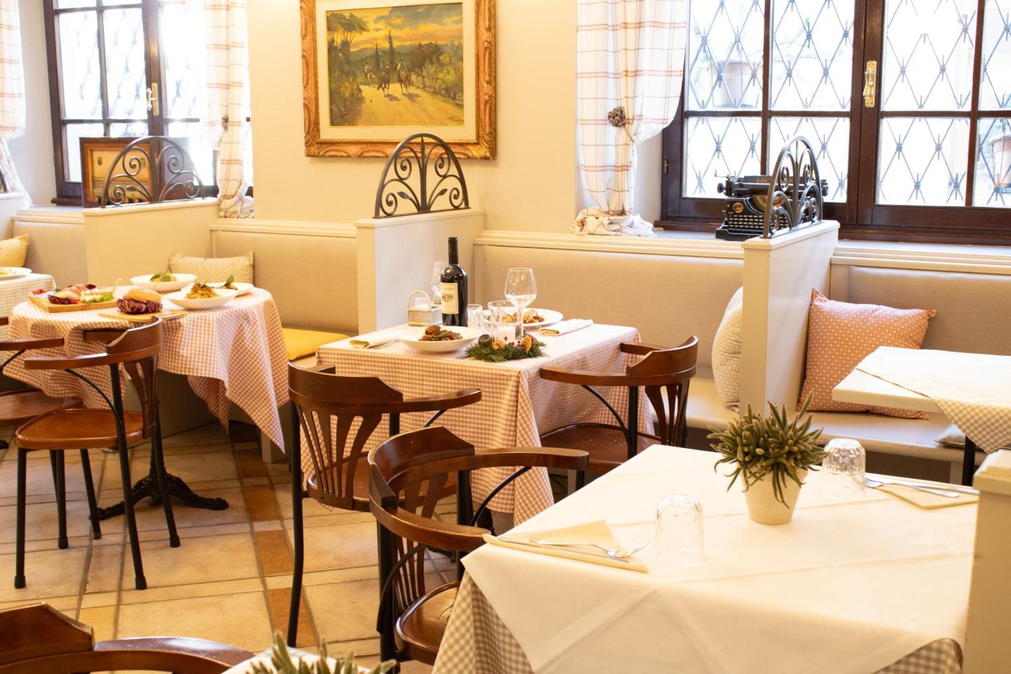 Boutique Hotel Fox'S Inn San Giustino Valdarno ภายนอก รูปภาพ