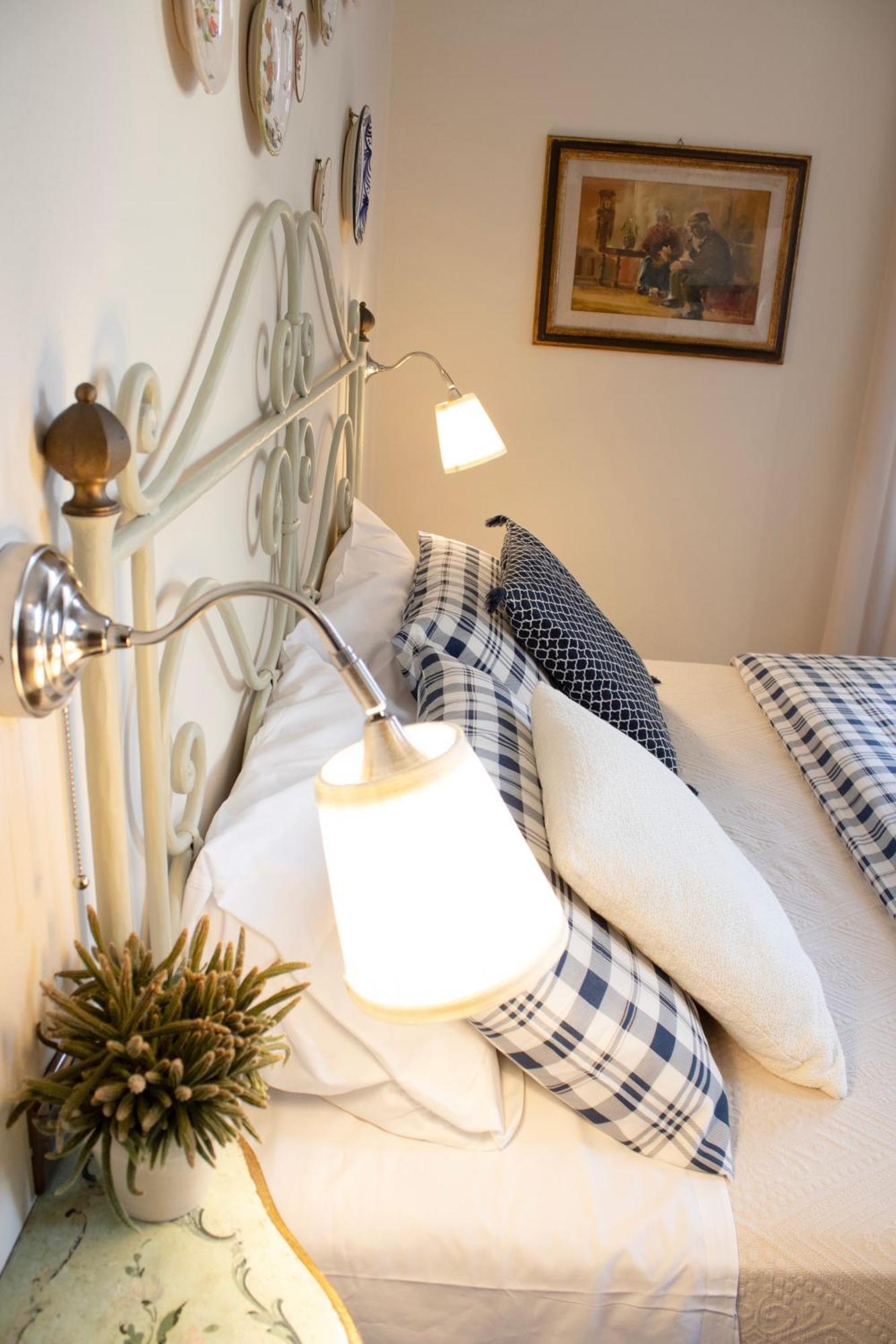 Boutique Hotel Fox'S Inn San Giustino Valdarno ภายนอก รูปภาพ