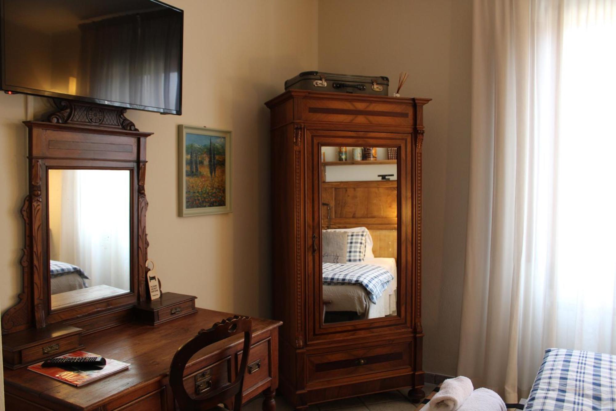 Boutique Hotel Fox'S Inn San Giustino Valdarno ภายนอก รูปภาพ